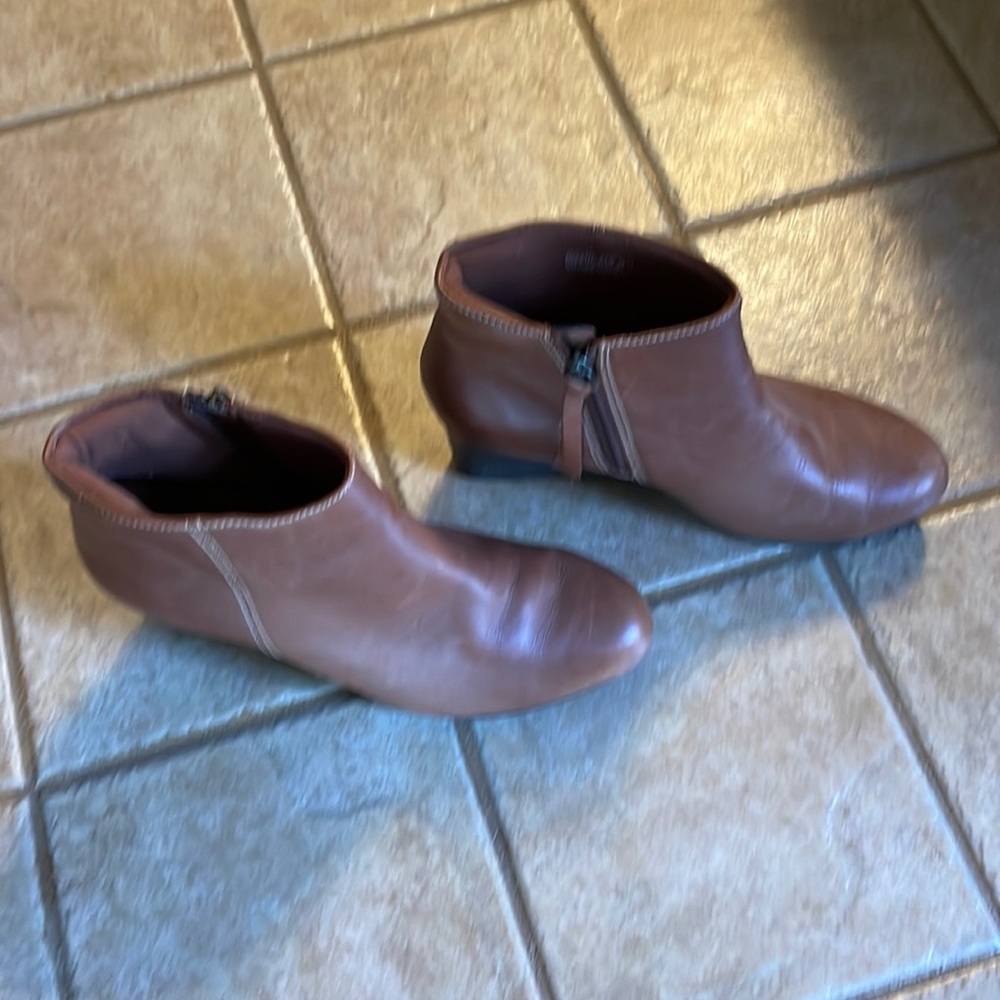 Clark’s Bendable ankle boots